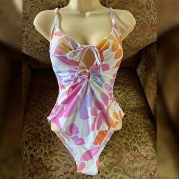 Cupshe Floral One Piece Swimsuit Size 8 - Picture 8 of 8